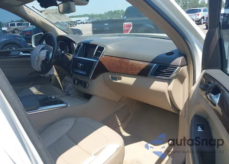 2013 Mercedes-Benz Ml 350 350 z USA, uszkodzony, nr VIN 4JGDA5JB4DA128944